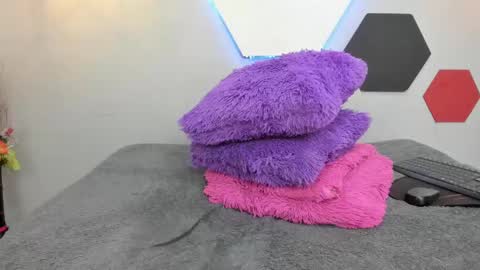 Martina online show from December 2024 08:41:01 AM