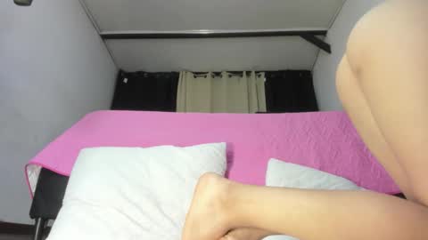 Snapshot of martinaclark chatting on March 2026 05:22:01 AM Martina online show from March 2026 05:22:01 AM