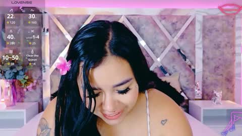 Snapshot of martinagarcia__ chatting on October 2025 08:21:02 PM Martina Garcia online show from October 2025 08:21:02 PM