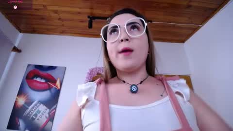 Snapshot of martiniella chatting on June 2026 10:03:01 PM Antonella Martini online show from June 2026 10:03:01 PM