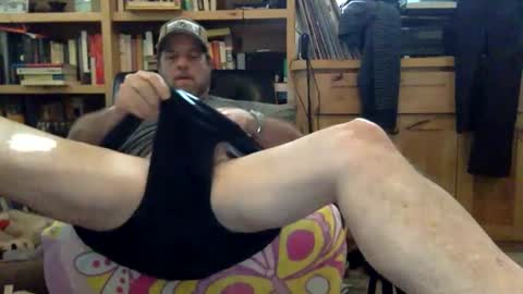 Snapshot of martinstolcris chatting on February 2026 06:17:02 PM martinstolcris online show from February 2026 06:17:02 PM