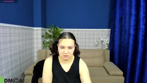 Snapshot of mary_f0x chatting on May 2026 09:02:01 AM Mary fox online show from May 2026 09:02:01 AM