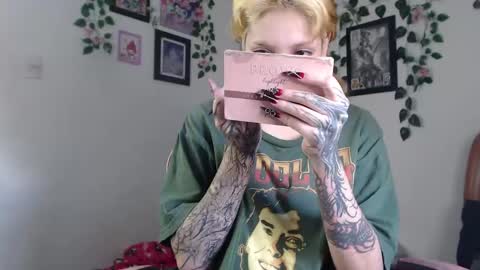                      100   online show from January 2025 08:07:01 PM