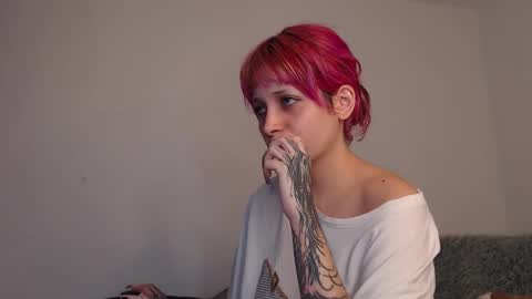                      100   online show from October 2025 07:17:02 AM