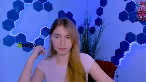 mary_moon__ online show from March 2026 07:25:01 PM