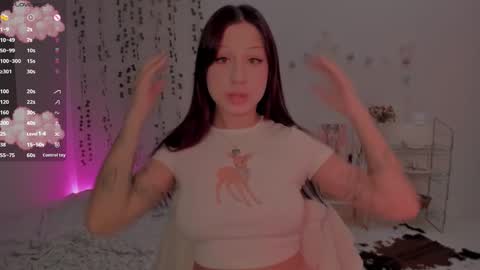 Maryana online show from November 2025 03:45:02 PM