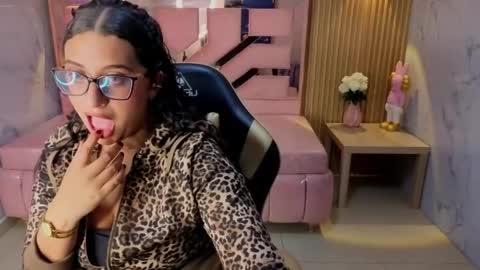Snapshot of marya_stevens_s chatting on June 2026 09:27:01 PM Mary online show from June 2026 09:27:01 PM