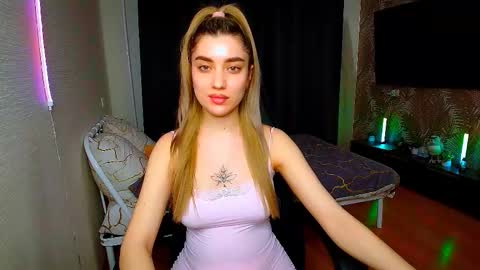 Snapshot of maryam_xs chatting on March 2026 12:33:11 PM maryam online show from March 2026 12:33:11 PM