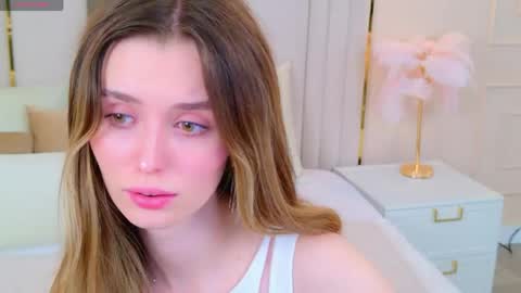 Snapshot of marybeth_snow chatting on May 2026 05:43:01 PM Marybeth online show from May 2026 05:43:01 PM