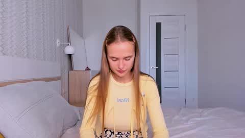 Mari online show from October 2025 06:14:01 AM