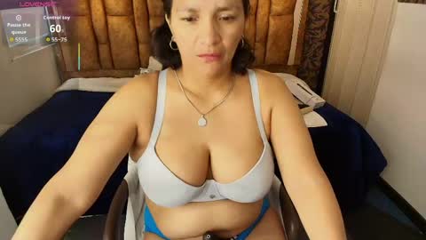 Snapshot of marylinmilf chatting on May 2026 07:33:01 PM Marylin online show from May 2026 07:33:01 PM
