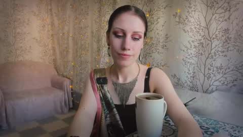 Mary Lou online show from May 2026 08:10:02 AM