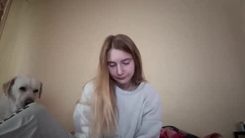 Snapshot of marylynreifsnider chatting on September 2025 06:50:02 AM Hi My name is Elina Im 18 years old. online show from September 2025 06:50:02 AM