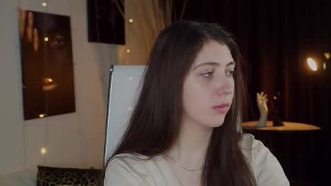 Mary Miller online show from March 2026 06:17:02 AM