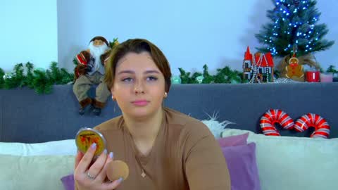 MaryMurrays online show from December 2024 09:00:02 PM