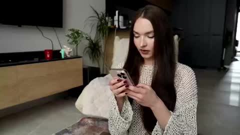 Marina online show from December 2025 10:31:01 AM