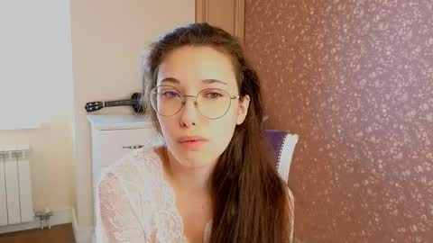 Snapshot of maryrosejansson chatting on May 2026 03:00:01 AM Hi Im Olivia Im new here3 online show from May 2026 03:00:01 AM