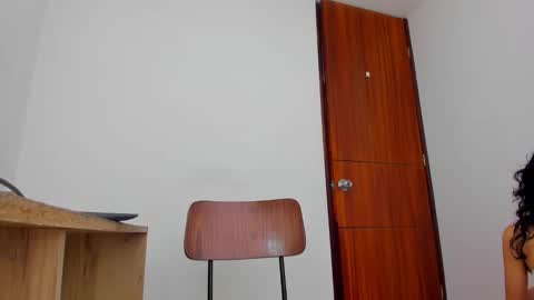 3 online show from April 2026 01:00:02 PM