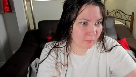 Snapshot of maryswon chatting on December 2024 05:05:01 PM Mary online show from December 2024 05:05:01 PM