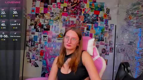 maryyy_may online show from October 2025 07:12:02 PM