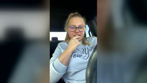 marziahwyatt10 online show from April 2026 02:15:02 PM