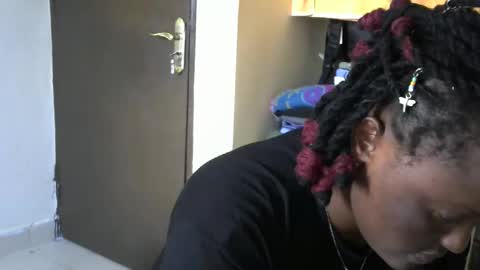 Cate online show from November 2025 11:44:02 AM