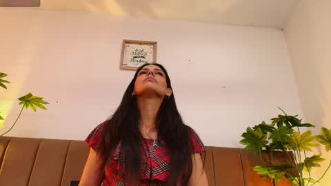 Snapshot of mashapink chatting on June 2026 12:52:02 PM MashaPink online show from June 2026 12:52:02 PM