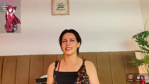 Snapshot of mashapink chatting on June 2026 01:37:01 PM MashaPink online show from June 2026 01:37:01 PM