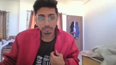 maskboyz2003 online show from December 2024 02:28:02 AM