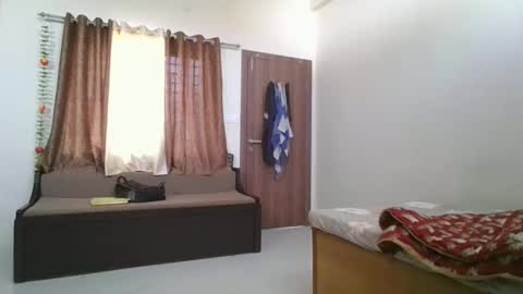 maskboyz2003 online show from December 2024 06:27:01 AM