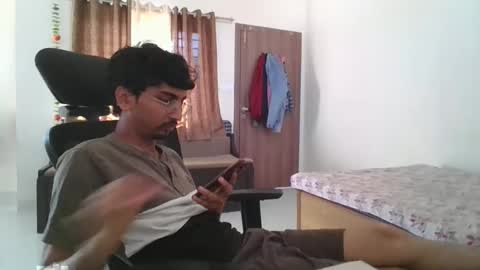 maskboyz2003 online show from February 2025 04:20:01 AM