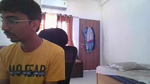 maskboyz2003 online show from March 2025 03:06:01 AM