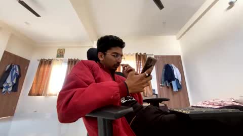 Mask Boy online show from December 2024 04:17:02 AM