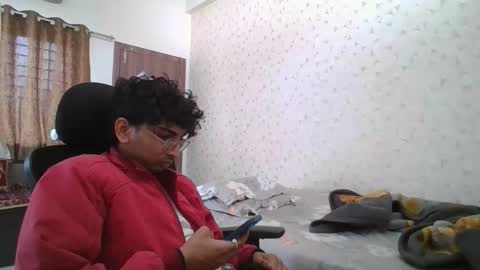 Mask Boy online show from November 2025 05:38:01 AM