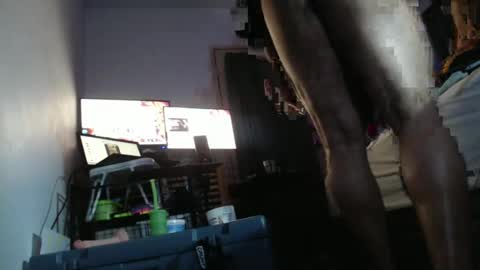 Snapshot of maskedfaggot chatting on January 2025 04:59:01 PM MASKEDFAGGOT online show from January 2025 04:59:01 PM