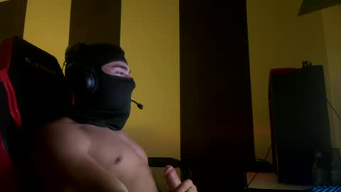 Snapshot of maskedheat_ chatting on July 2026 10:51:02 PM maskedheat_ online show from July 2026 10:51:02 PM