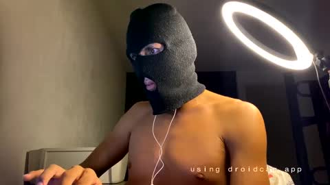 Snapshot of maskedvenomx chatting on February 2025 08:35:02 AM maskedvenomx online show from February 2025 08:35:02 AM