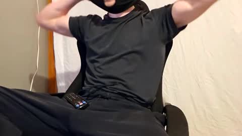 Snapshot of maskedyogaman chatting on January 2026 03:10:01 AM maskedyogaman online show from January 2026 03:10:01 AM