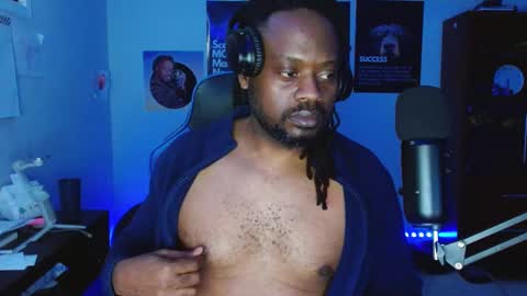 Maskmind online show from March 2025 02:48:02 PM