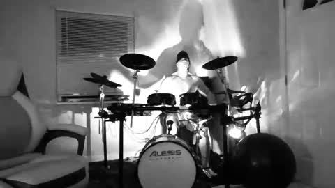 Snapshot of massageartist chatting on January 2026 05:33:01 AM HappyZending online show from January 2026 05:33:01 AM