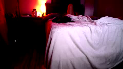 Snapshot of massageartist chatting on January 2026 12:31:02 PM HappyZending online show from January 2026 12:31:02 PM