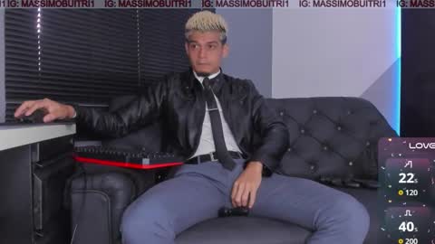 I am Massimo online show from January 2026 01:02:02 PM