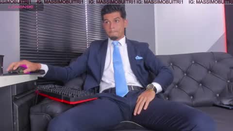 Snapshot of massimo_g chatting on June 2026 12:19:02 PM I am Massimo online show from June 2026 12:19:02 PM