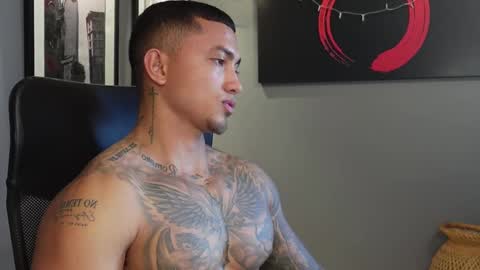 Massimo online show from November 2025 08:30:01 PM