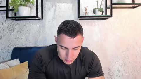 Massimo Contie online show from February 2025 03:59:01 PM