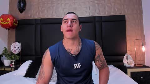 Massimo Contie online show from October 2025 12:39:02 PM