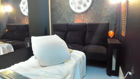 Snapshot of massimowalton2 chatting on January 2025 03:30:02 PM massimowalton2 online show from January 2025 03:30:02 PM