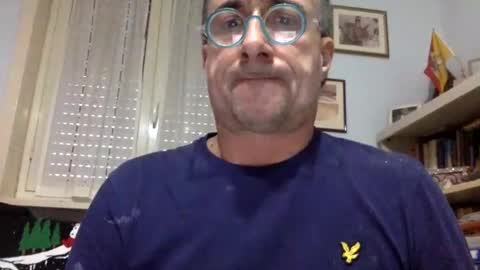 Snapshot of massimoxsempre chatting on December 2024 07:04:01 AM massimoxsempre online show from December 2024 07:04:01 AM