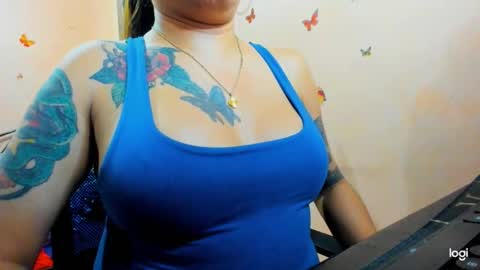 Snapshot of massivecockcum chatting on December 2024 07:22:01 PM kimmy online show from December 2024 07:22:01 PM