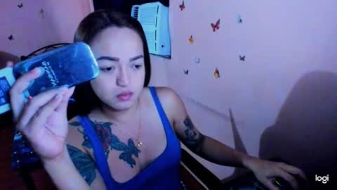 Snapshot of massivecockcum chatting on January 2025 07:55:02 AM kimmy online show from January 2025 07:55:02 AM